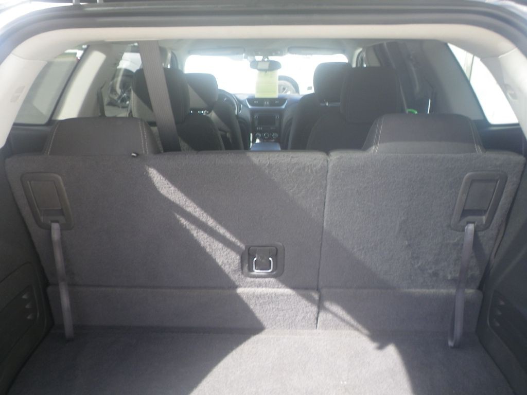 2017 Chevrolet Traverse Image 7