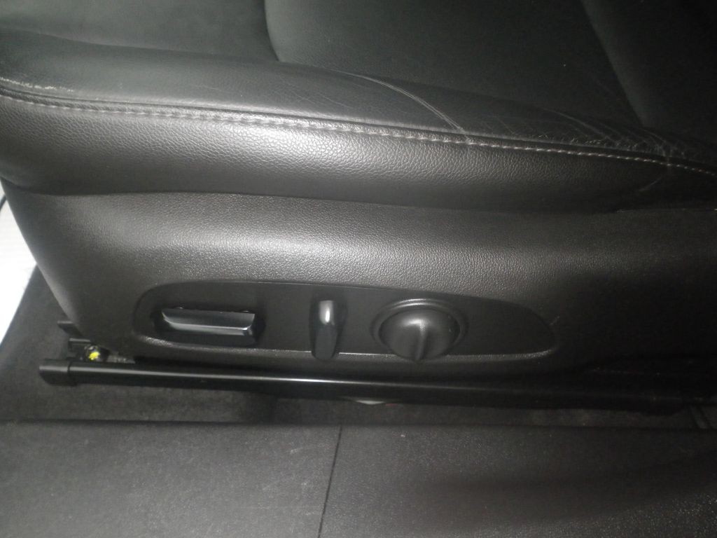 2017 Chevrolet Malibu Image 12