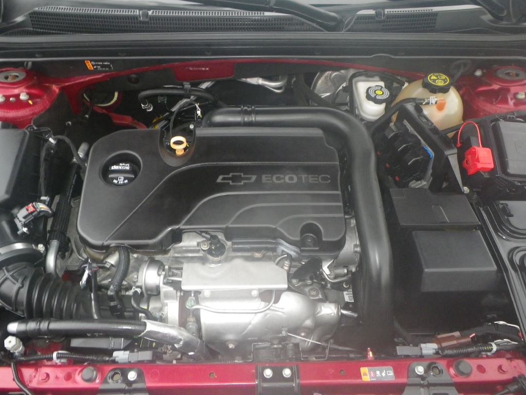 2017 Chevrolet Malibu Image 19