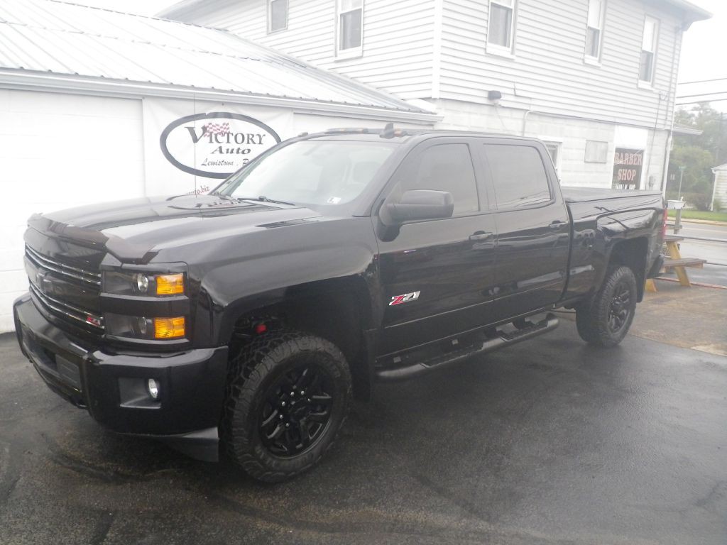 2016 Chevrolet Silverado 1500 Image 2