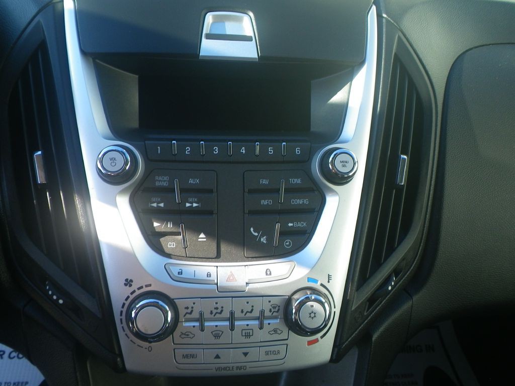 2011 Chevrolet Equinox Image 14