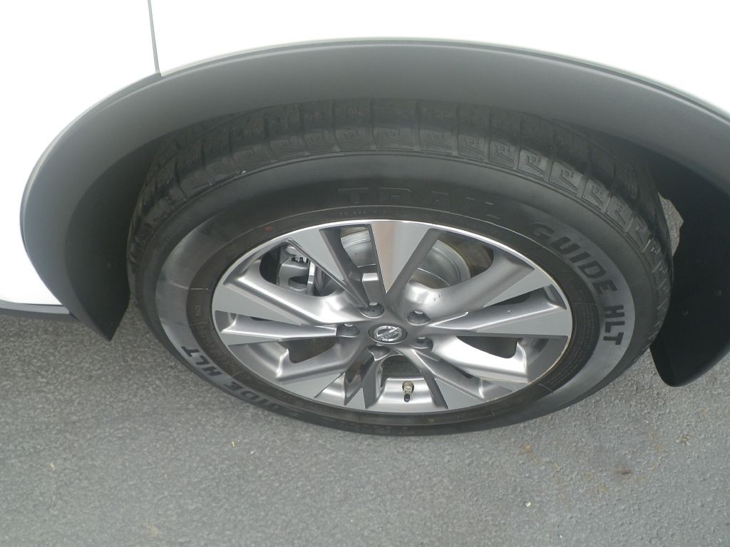 2017 Nissan Murano Image 8