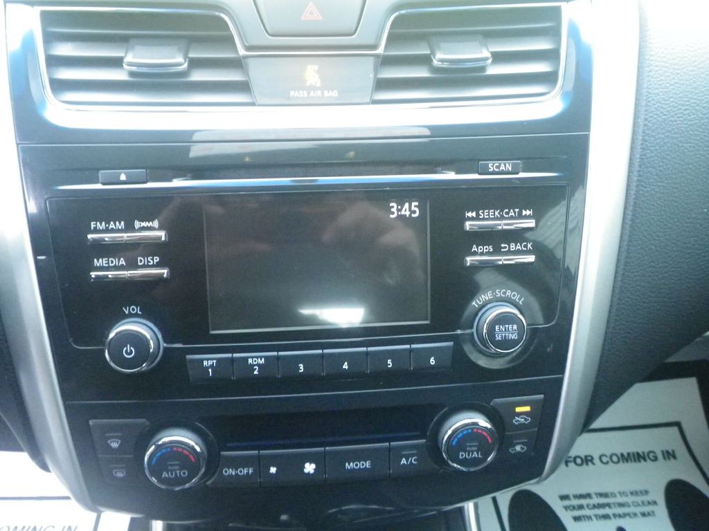 2014 Nissan Altima Image 11