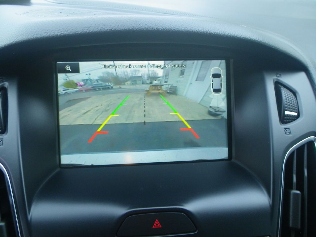 2015 Ford Focus Image 17