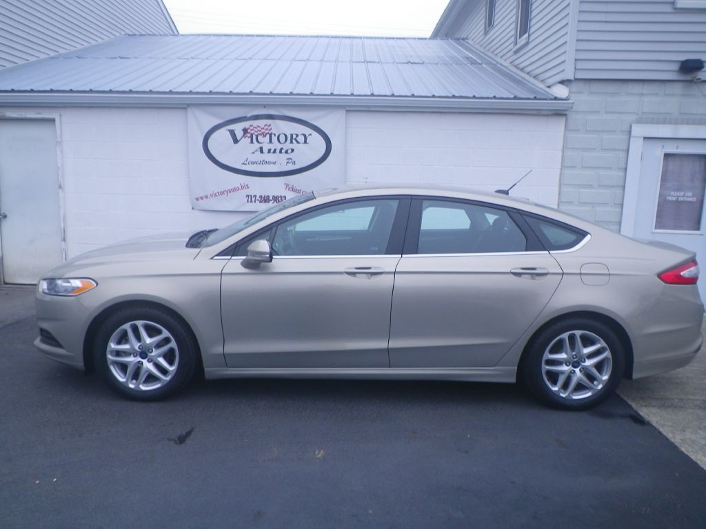 2016 Ford Fusion Image 1