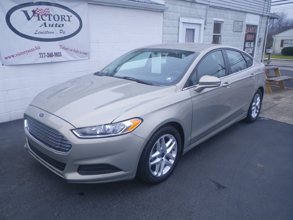 2016 Ford Fusion Image 2