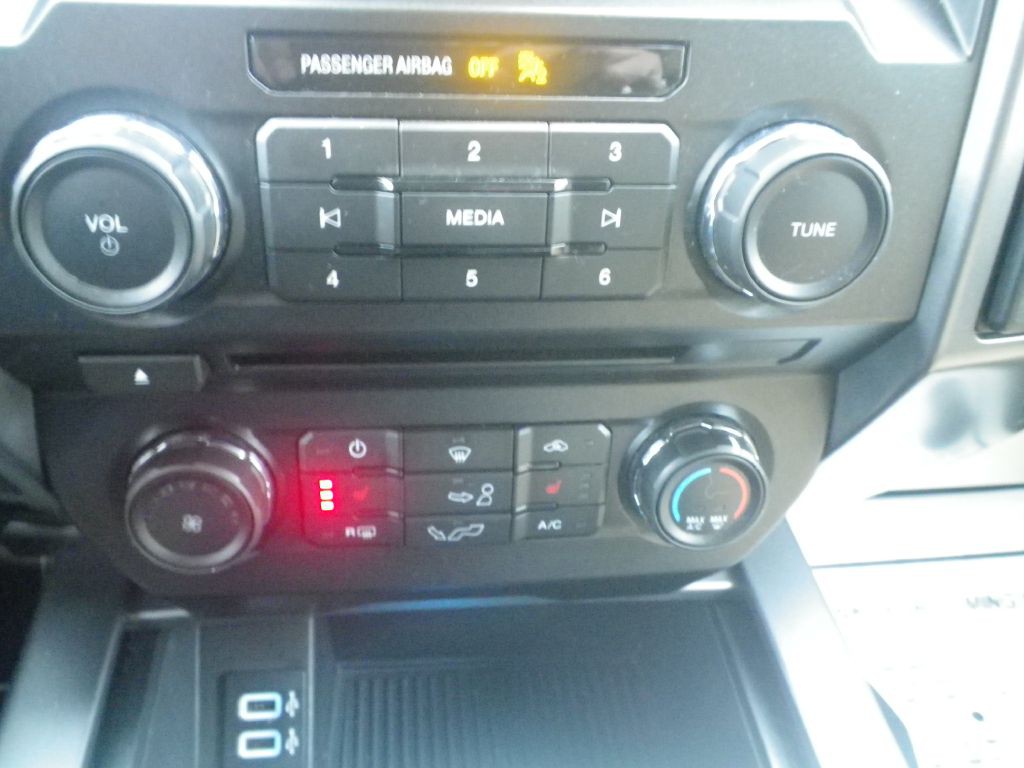 2018 Ford F-150 Image 21