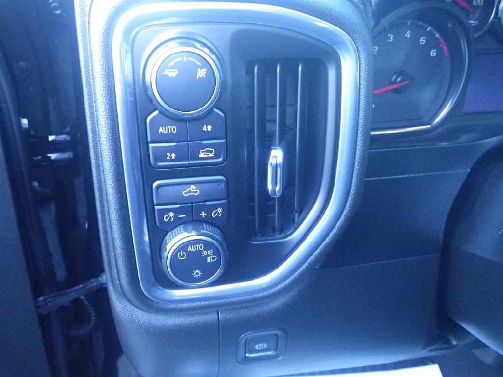 2019 Chevrolet Silverado 1500 Image 13