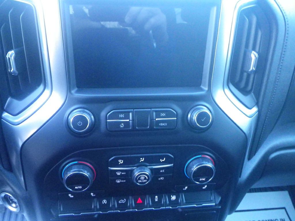 2019 Chevrolet Silverado 1500 Image 15