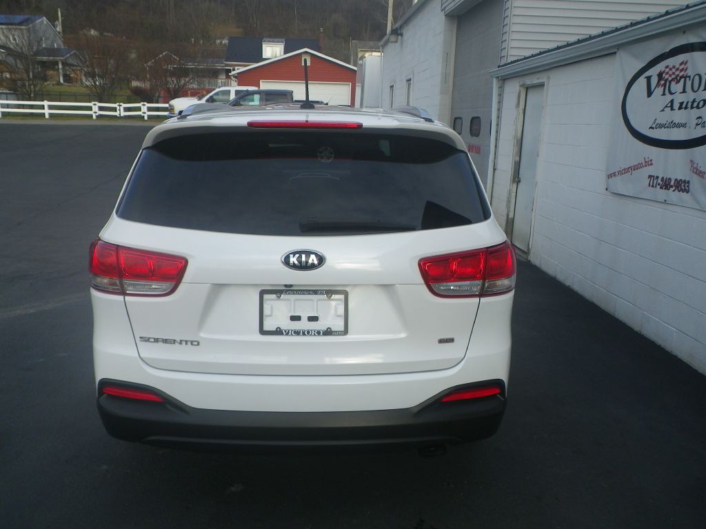 2017 Kia Sorento Image 5