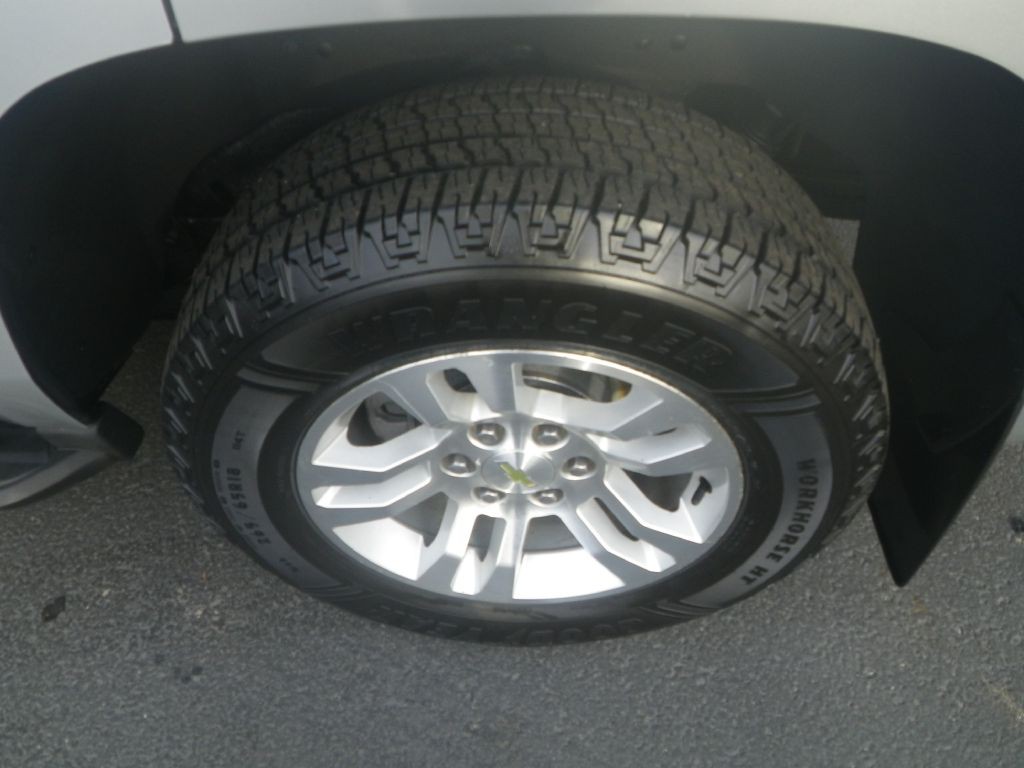 2015 Chevrolet Tahoe Image 8