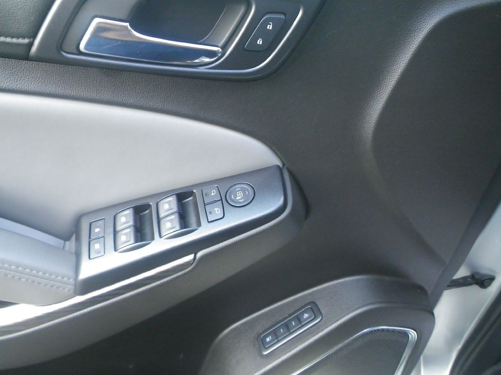 2015 Chevrolet Tahoe Image 12