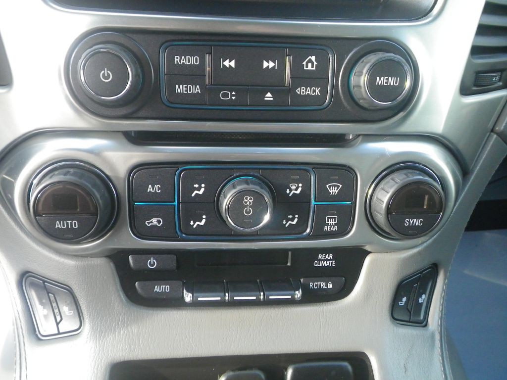 2015 Chevrolet Tahoe Image 16