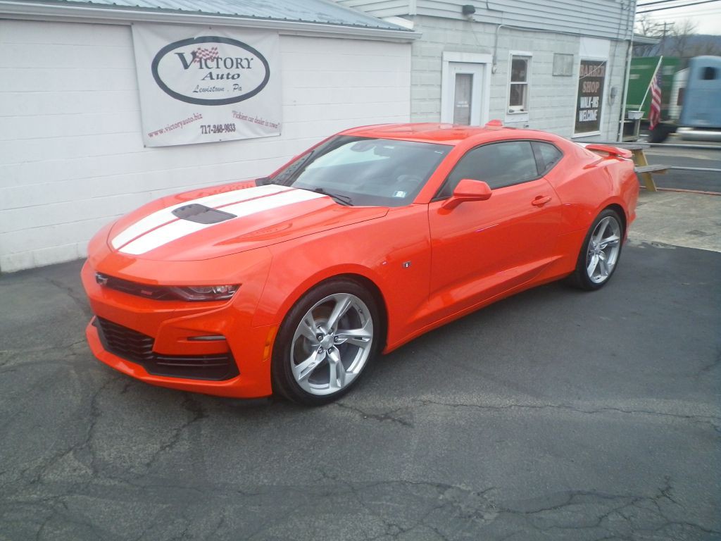 2020 Chevrolet Camaro Image 2