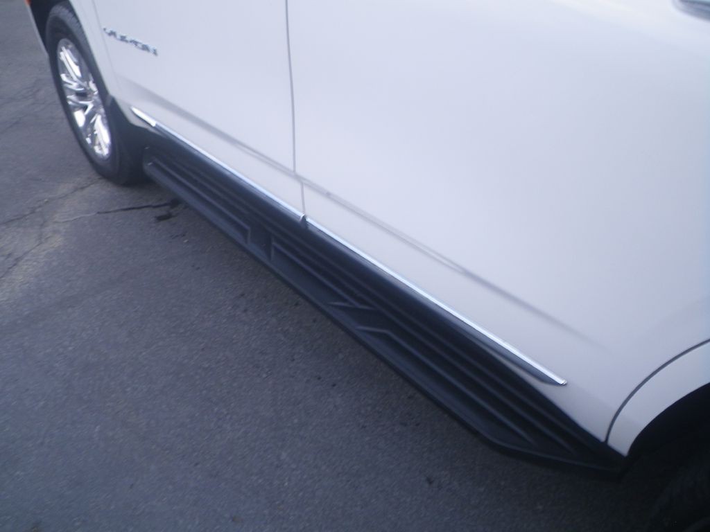 2022 GMC Yukon Image 8