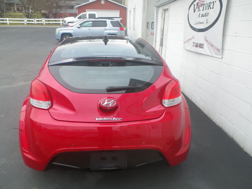 2013 Hyundai Veloster Image 5