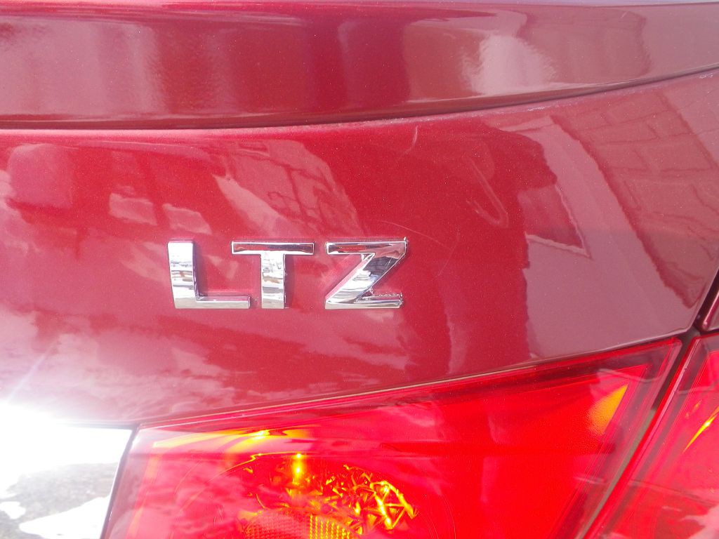 2015 Chevrolet Cruze Image 7