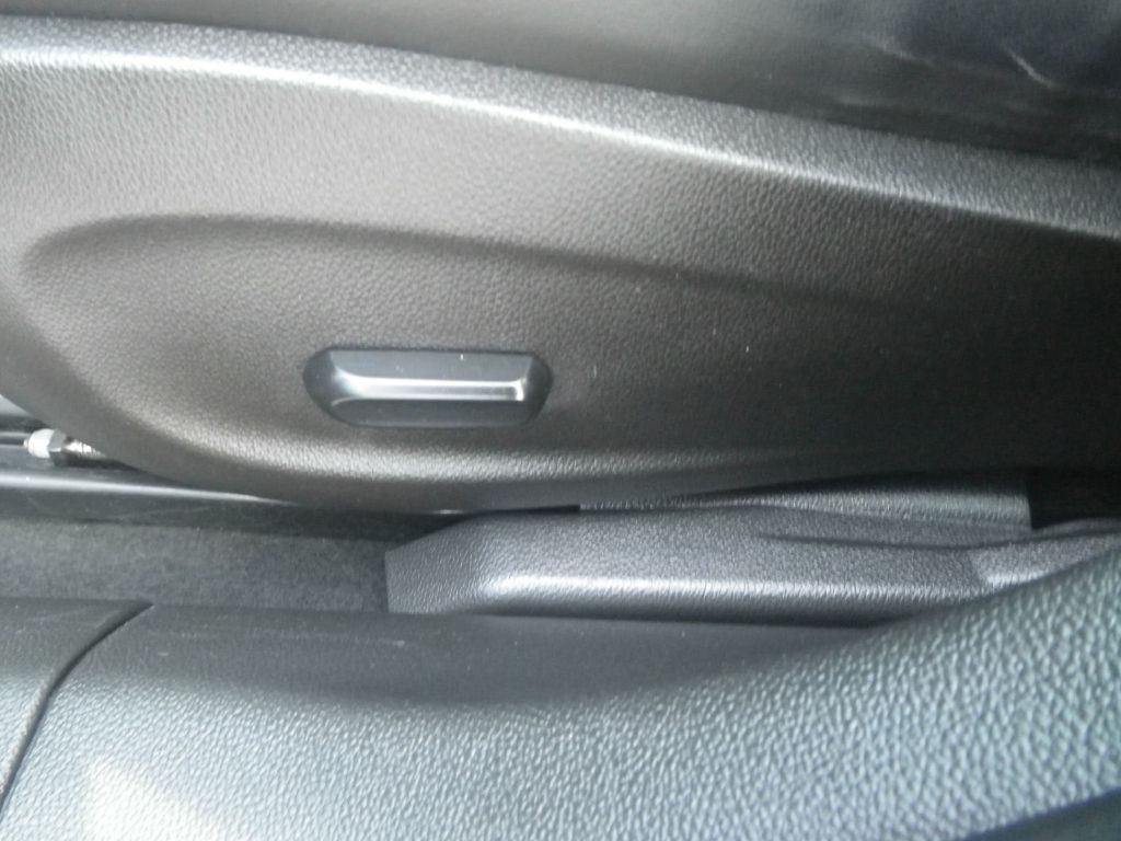 2015 Chevrolet Cruze Image 13