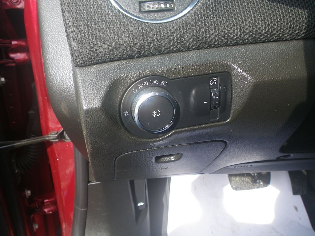 2015 Chevrolet Cruze Image 15