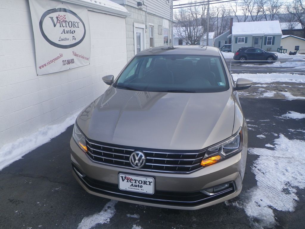 2016 Volkswagen Passat Image 3