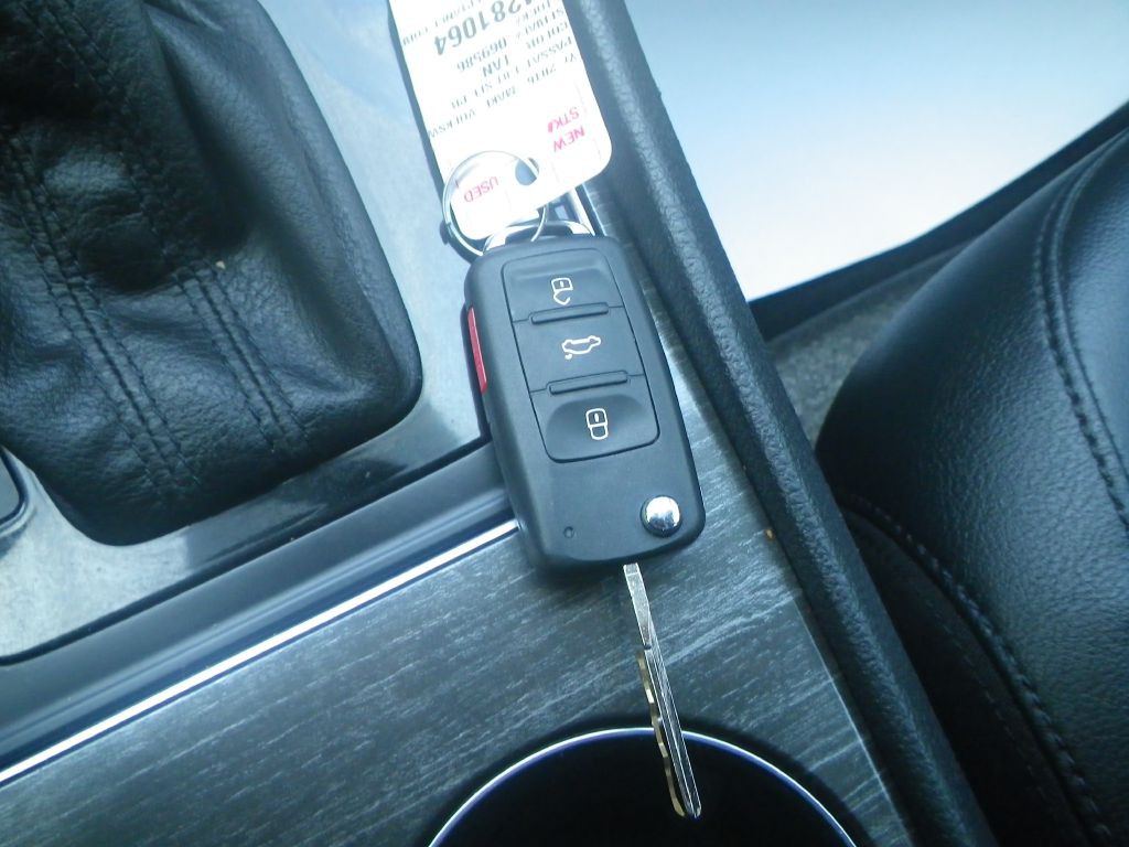 2016 Volkswagen Passat Image 17