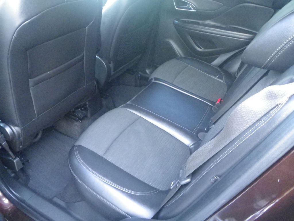 2016 Buick Enclave Image 9