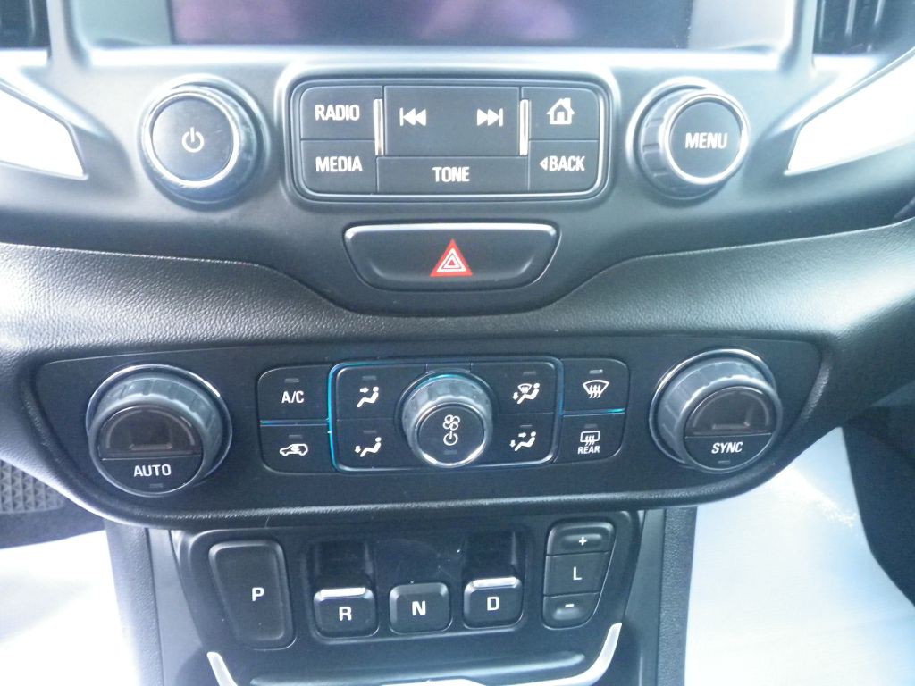 2018 GMC Terrain Image 14