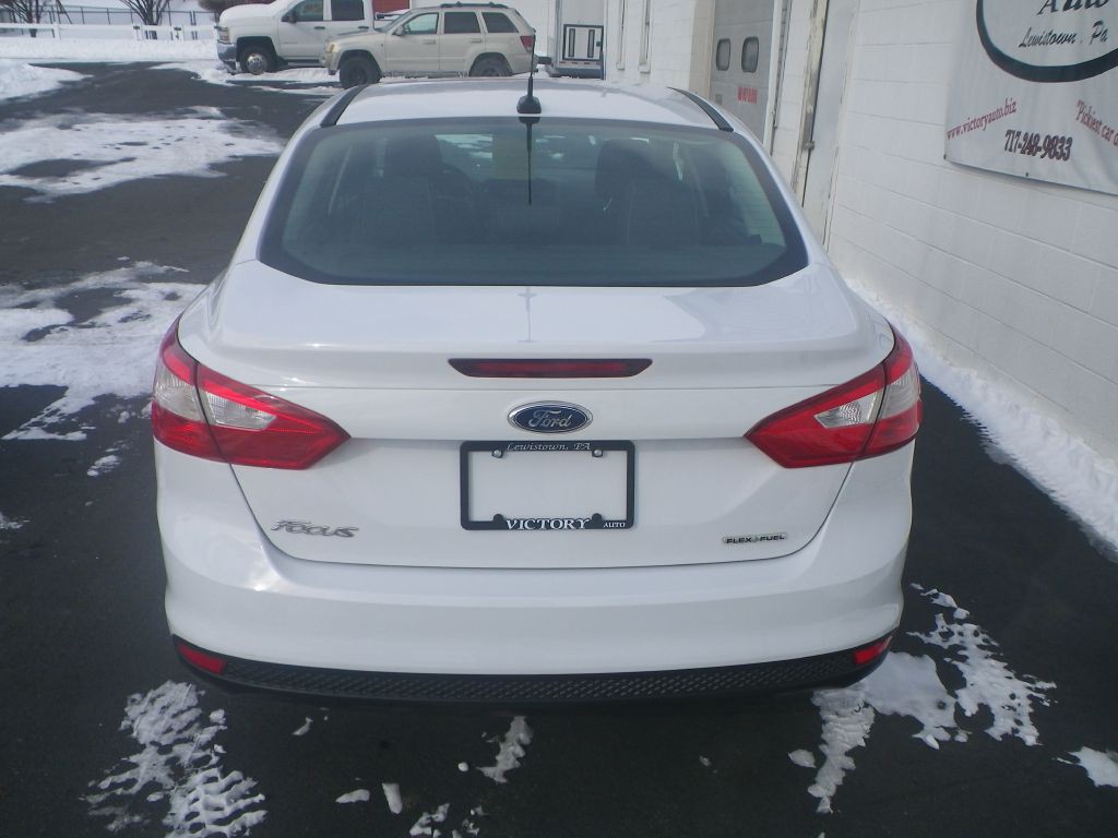 2012 Ford Focus Image 5