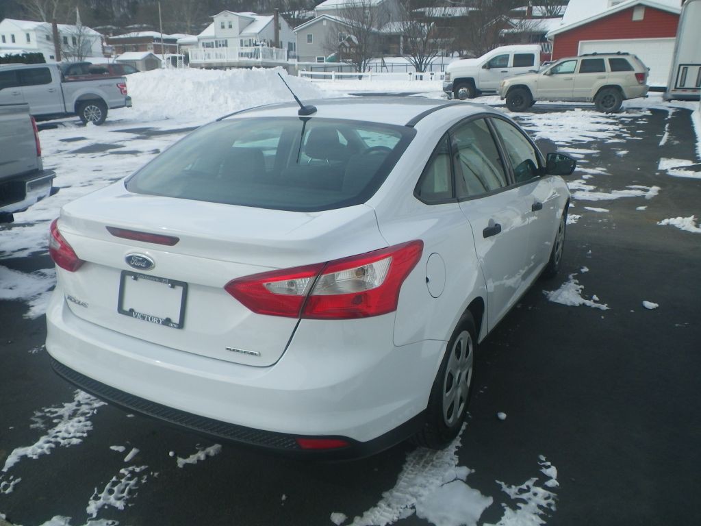 2012 Ford Focus Image 6