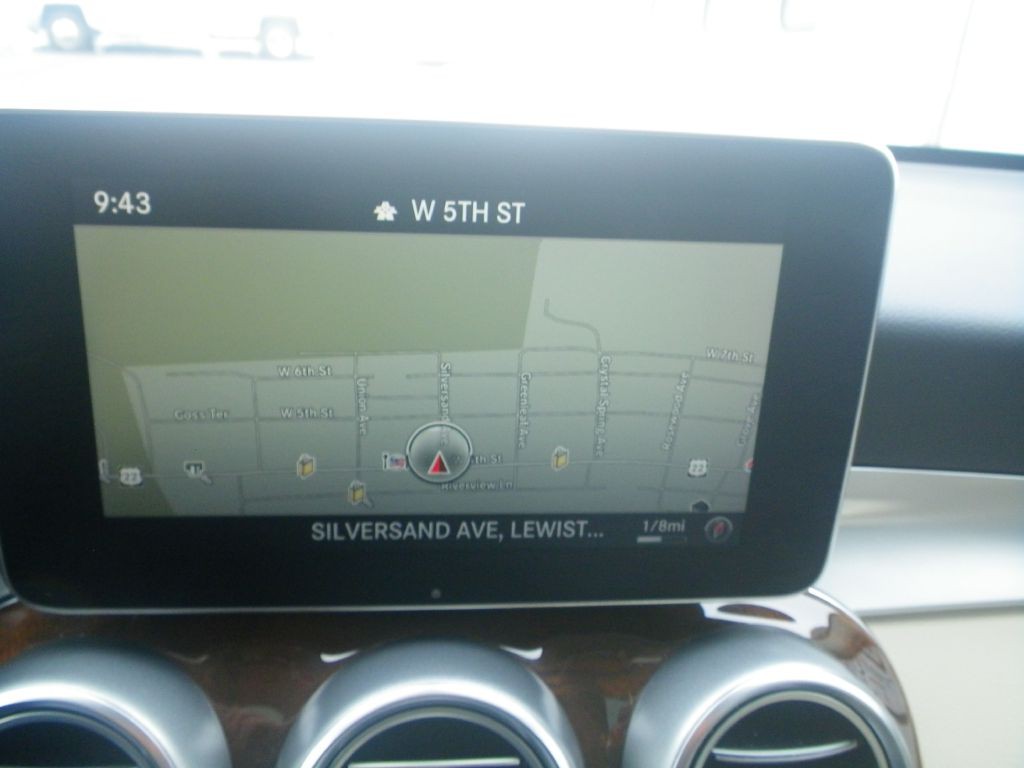 2016 Mercedes-Benz GLC-Class Image 18