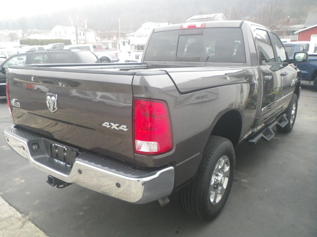 2017 RAM 2500 Image 5