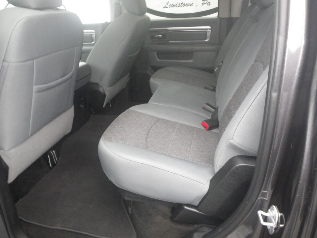 2017 RAM 2500 Image 9