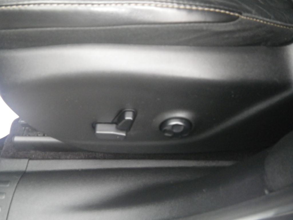 2017 Jeep Cherokee Image 9