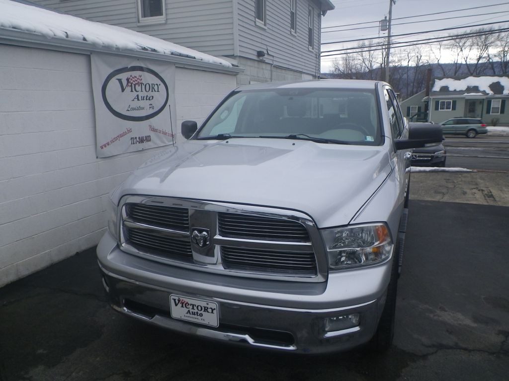 2011 Dodge Ram 1500 Image 3