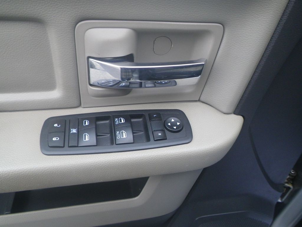 2011 Dodge Ram 1500 Image 13