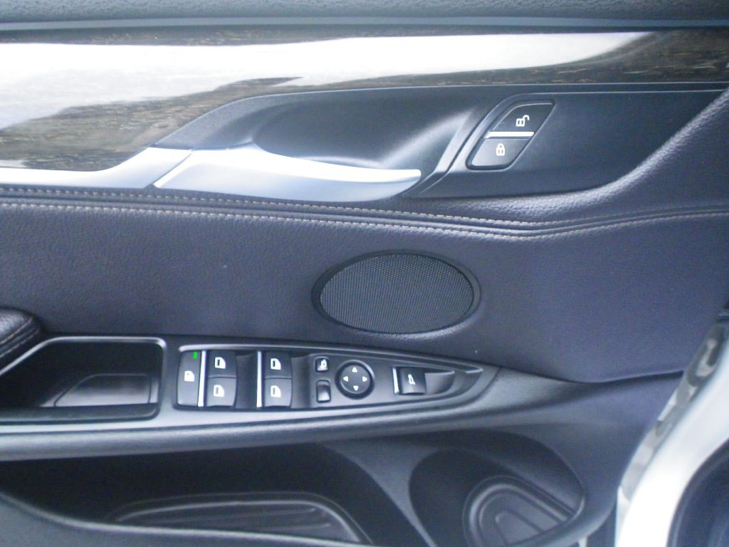 2017 BMW X5 Image 13