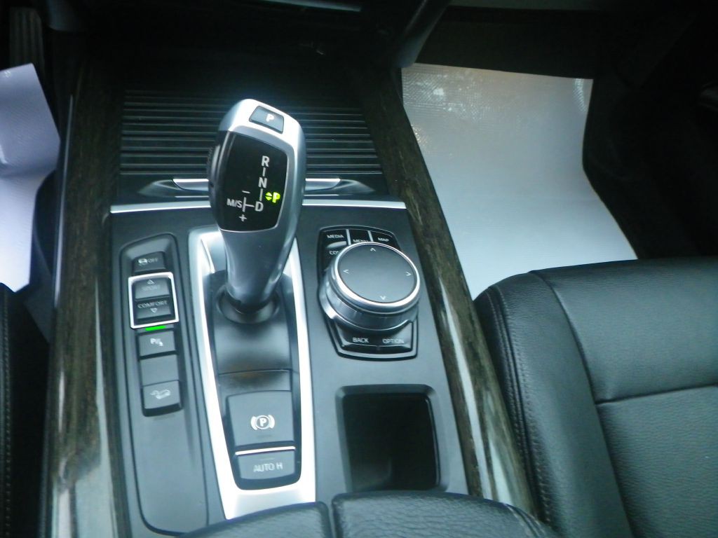 2017 BMW X5 Image 19