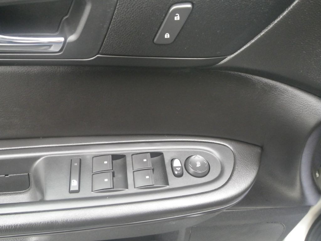 2015 Chevrolet Traverse Image 11