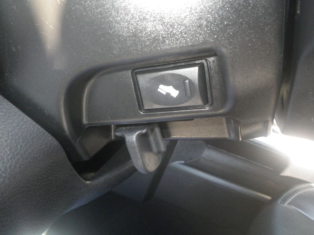 2014 RAM 1500 Image 15
