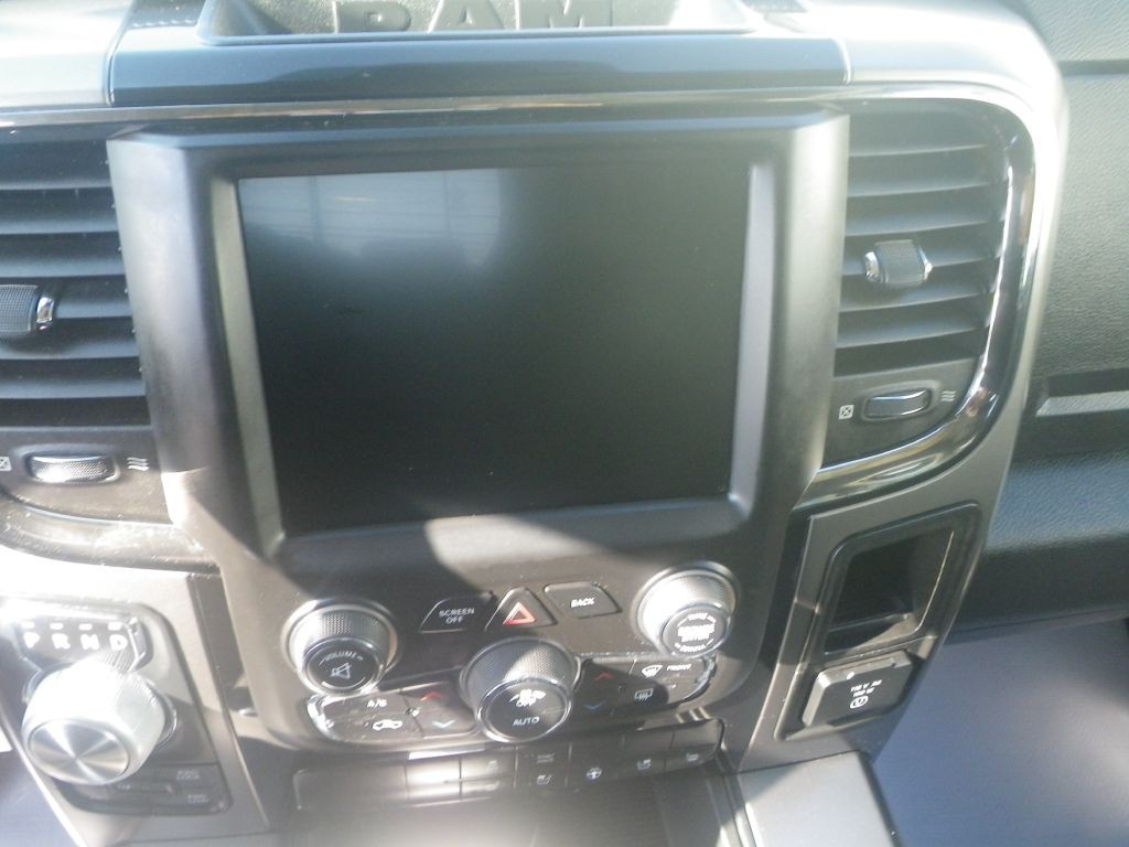 2014 RAM 1500 Image 16