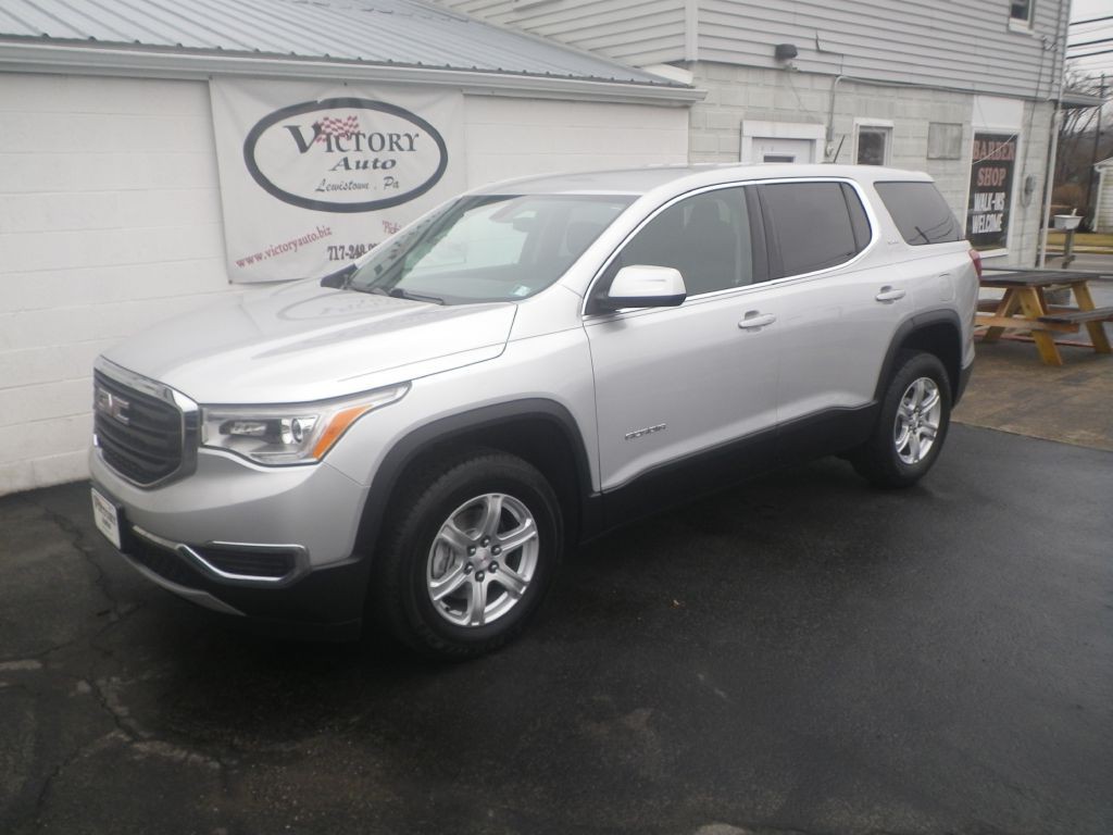 2018 GMC Acadia Image 2