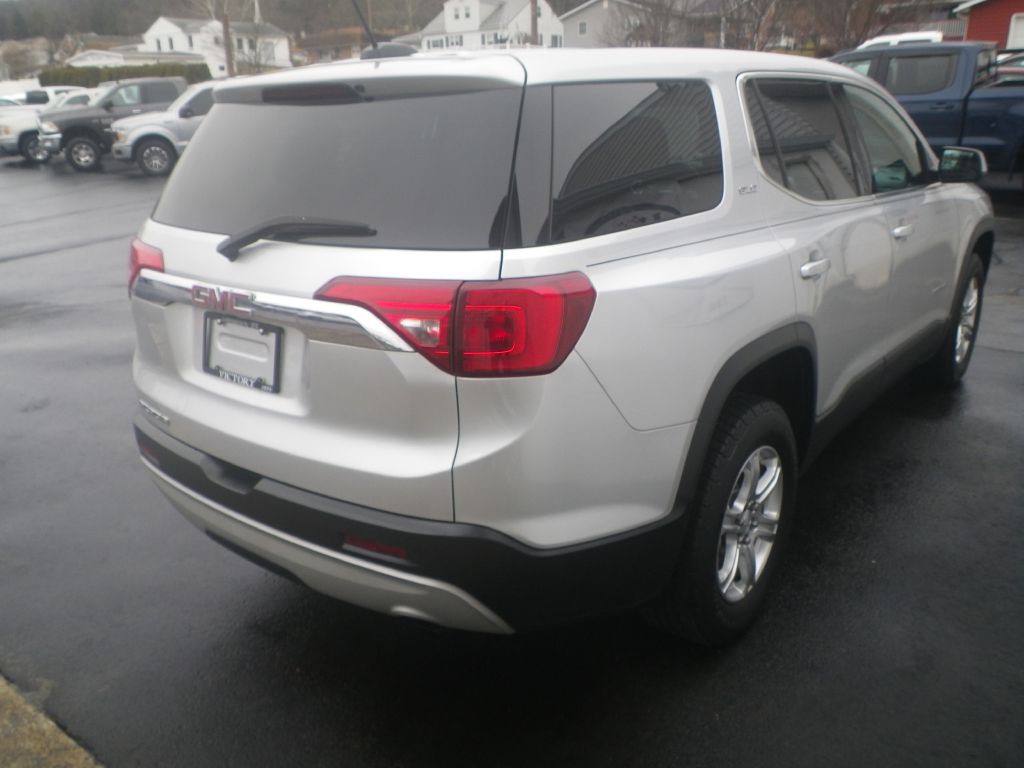 2018 GMC Acadia Image 6