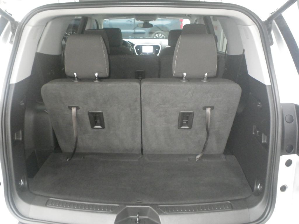 2018 GMC Acadia Image 7