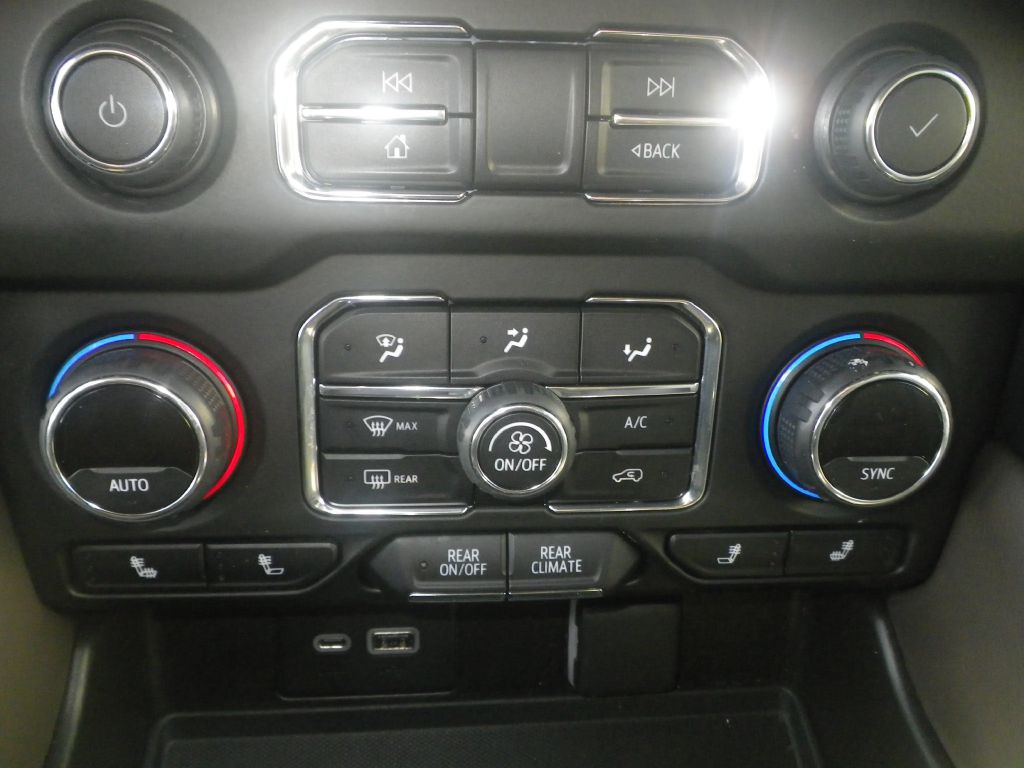 2021 Chevrolet Tahoe Image 20