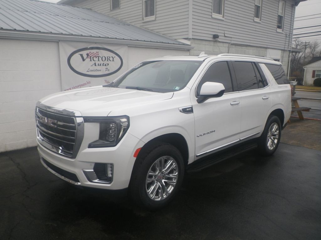 2023 GMC Yukon Image 2