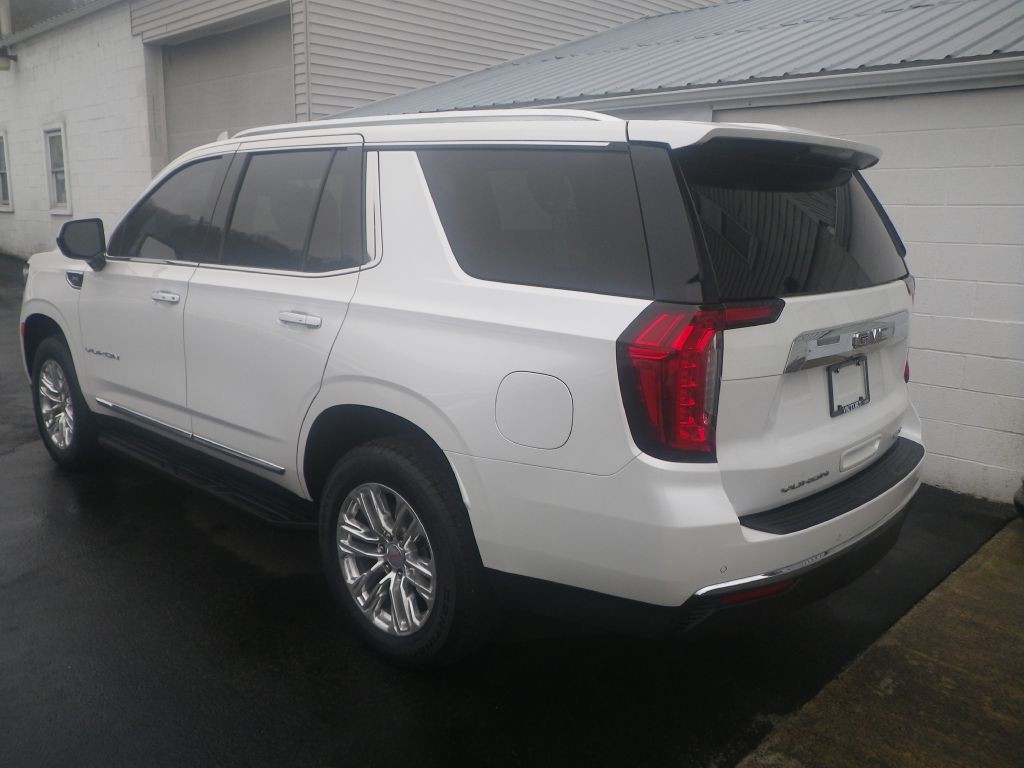 2023 GMC Yukon Image 4