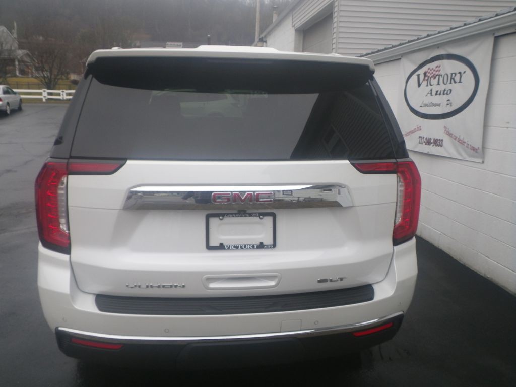 2023 GMC Yukon Image 5