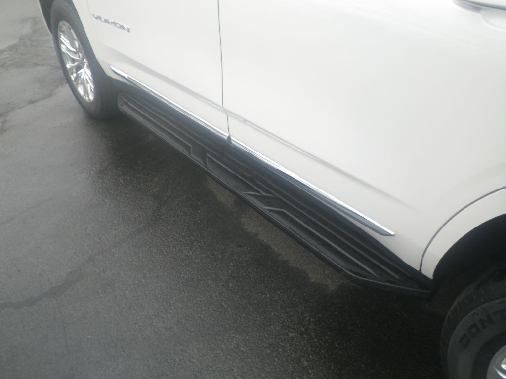 2023 GMC Yukon Image 9