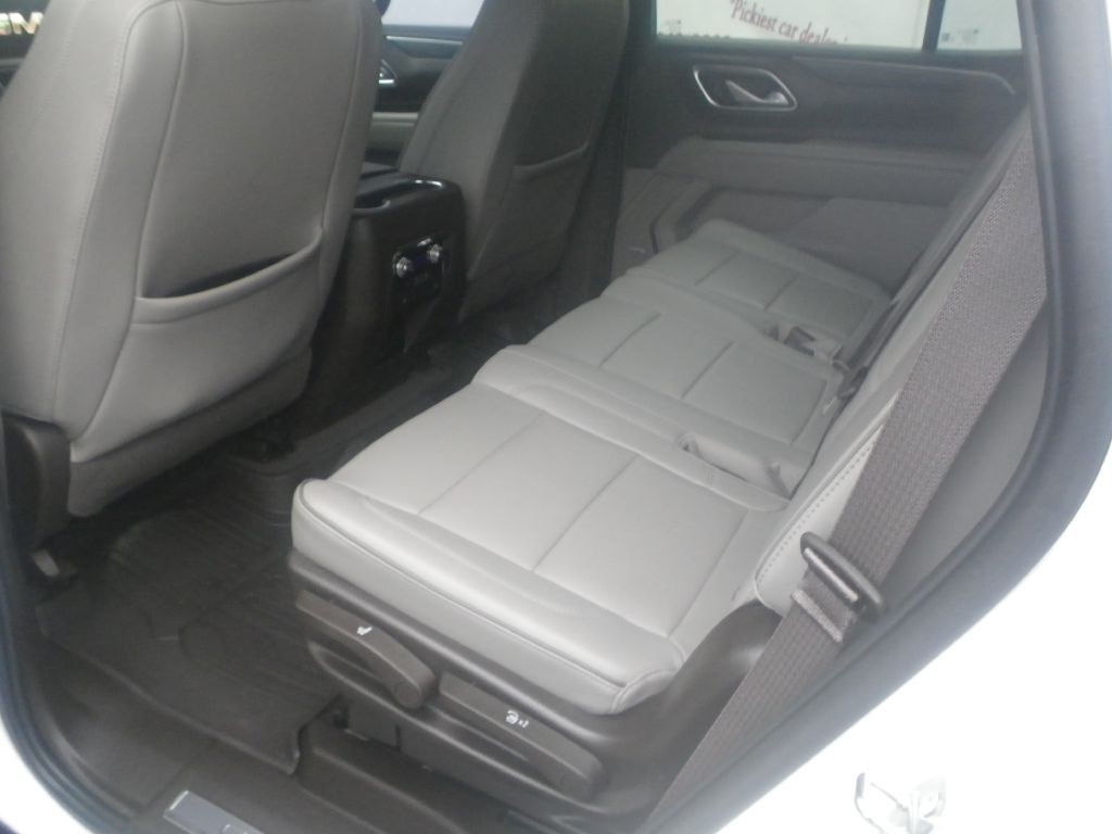 2023 GMC Yukon Image 10