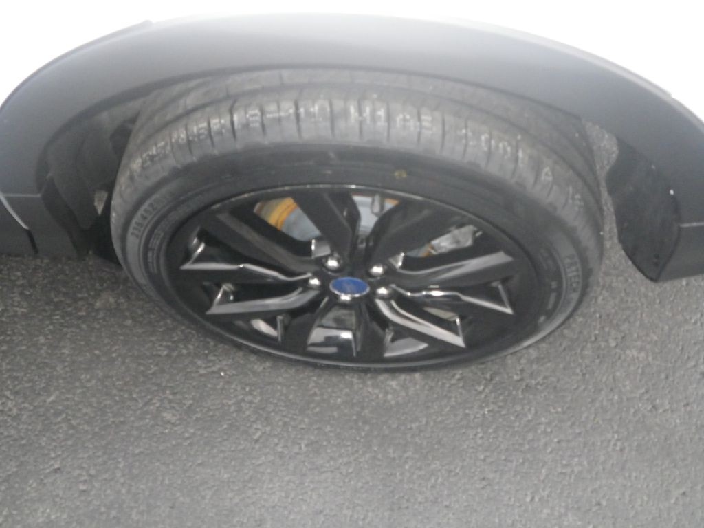 2019 Ford Escape Image 8